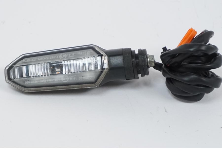 Baksidan på Blinkers från en Honda CB 650 R -2019 motorcykel.