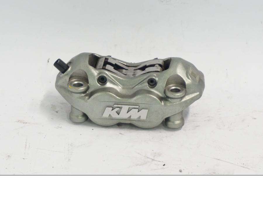 Framsidan på Bromsok från en KTM 790 Duke -2018 motorcykel.