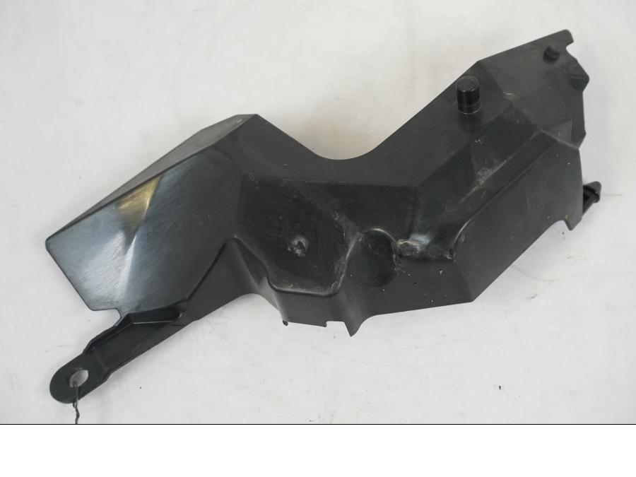 Framsidan på Vattenkylfläkt från en Yamaha MT-09 -2019 motorcykel.