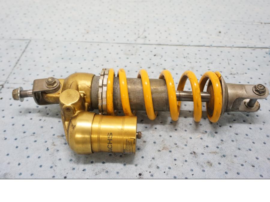 Framsidan på Stötdämpare från en MV Agusta F3 675 -2014 motorcykel.