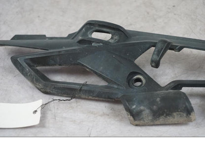 Snett nerifrån på Bakvinge från en Triumph Tiger Explorer -2016 motorcykel.