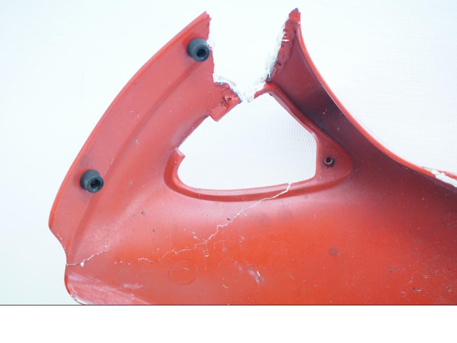 Extrabild1 på Sidkåpa från en Ducati 750 SS -1995 motorcykel.