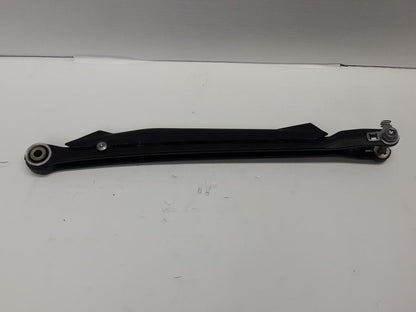 Framsidan på Parallellstag från en BMW R 1250 RS -2020 motorcykel.