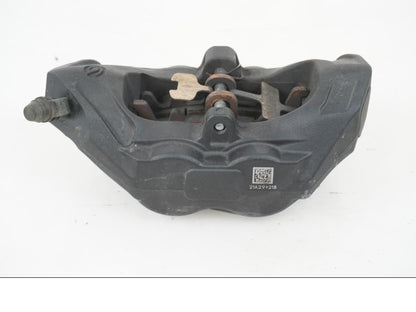 Vänster sida på Bromsok från en H-D Adventure Pan America Special RA1250S -2021 motorcykel.