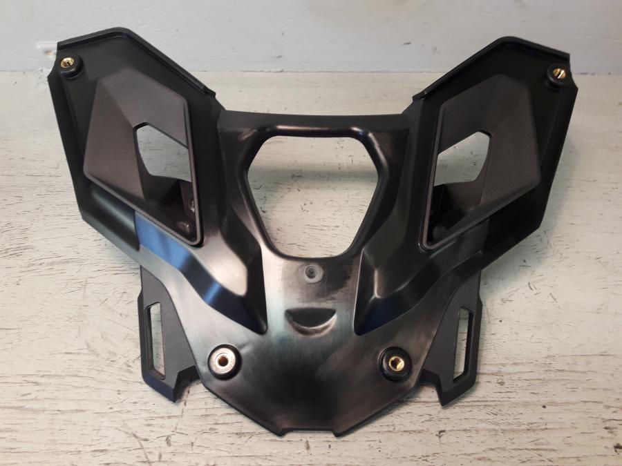 Framsidan på Pakethållare från en BMW R 1200 GS -2013 motorcykel.