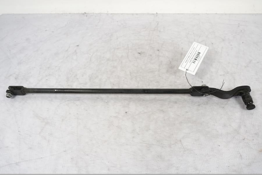 Framsidan på Bromslänkage från en Honda VT 600 C -1998 motorcykel.