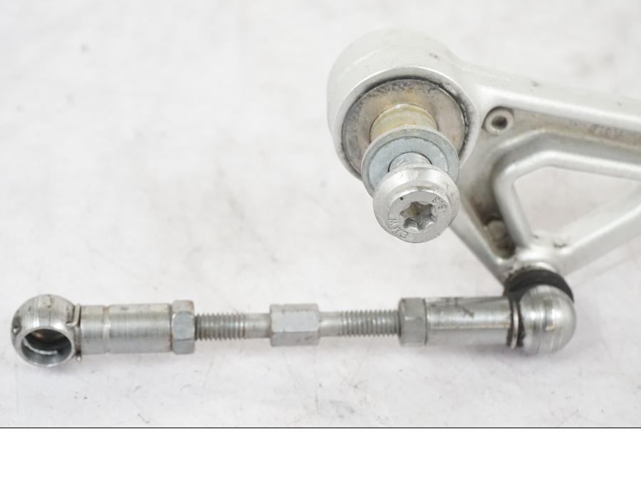 Snett uppifrån på Växelpedal från en BMW R 1250 GS -2019 motorcykel.