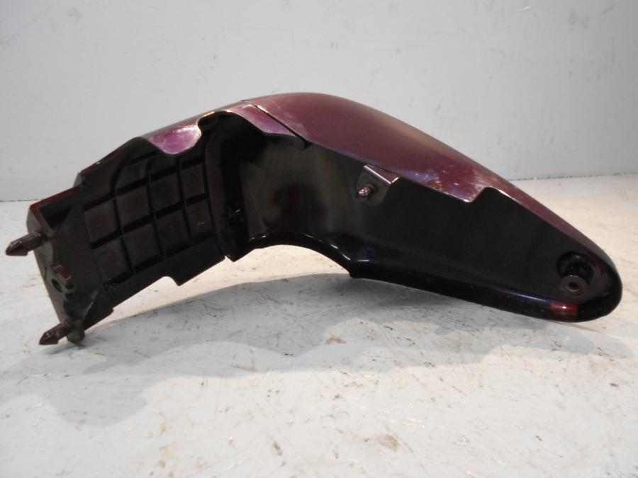 Höger sida på Sidopanel från en Yamaha XV 1600 -2000 motorcykel.