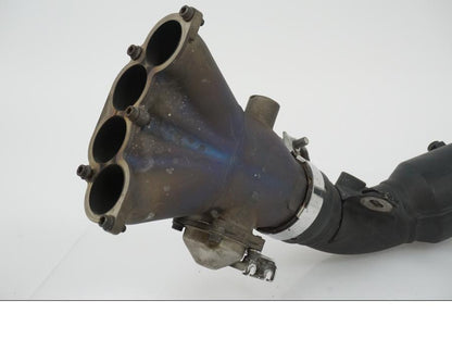 Vänster sida på Grenrör från en Yamaha YZF 1000 R1 -2007 motorcykel.