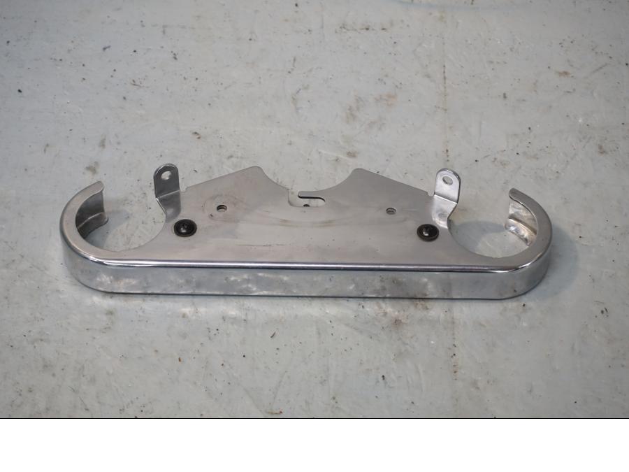 Framsidan på Gaffelbendekor från en Kawasaki VN 800 -2001 motorcykel.