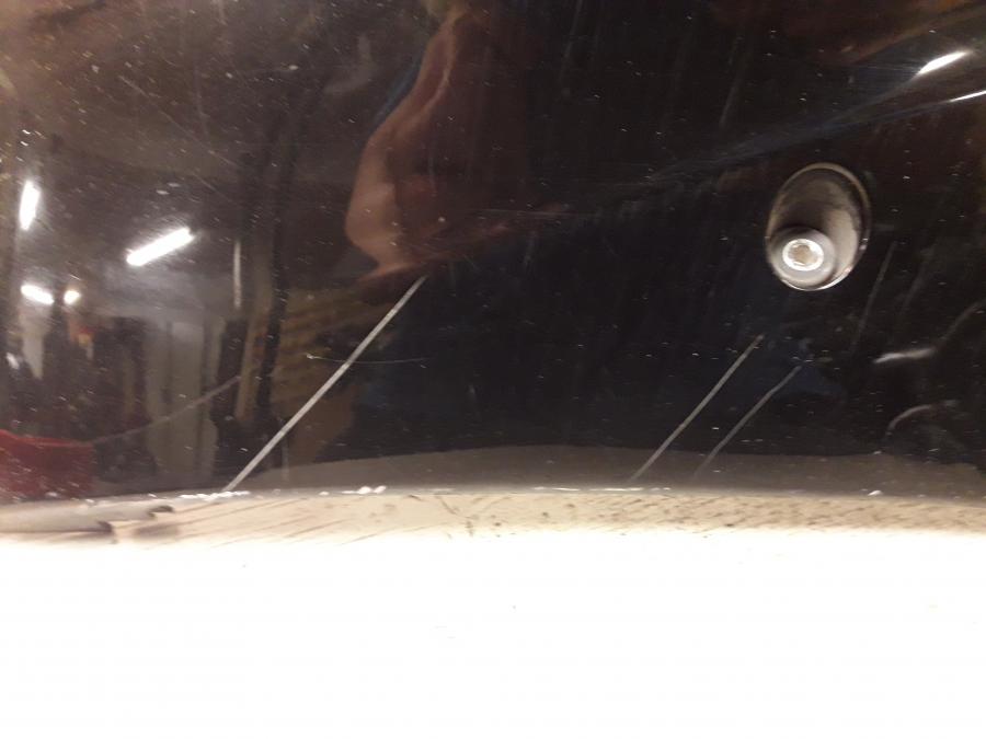 Snett uppifrån på Magkåpa från en Yamaha YZF R6 -2006 motorcykel.