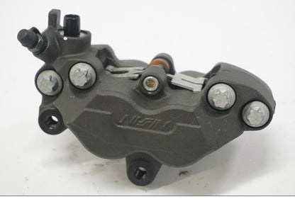 Framsidan på Bromsok från en Kawasaki Z 900 -2019 motorcykel.