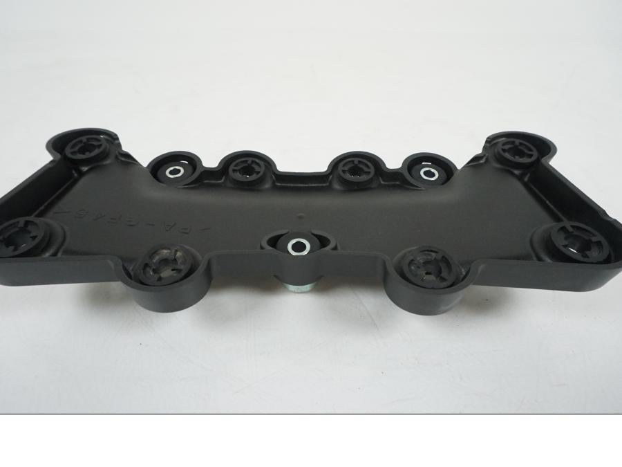 Vänster sida på Instrumentfäste från en Yamaha Tenere 700 -2020 motorcykel.