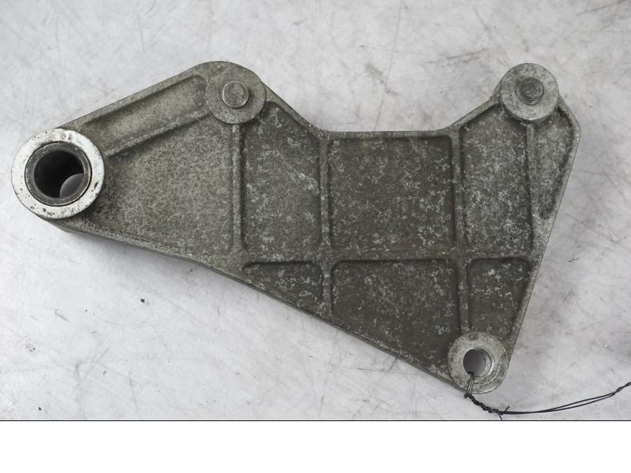 Snett uppifrån på Bromsoksfäste från en BMW R 100 RT -1982 motorcykel.