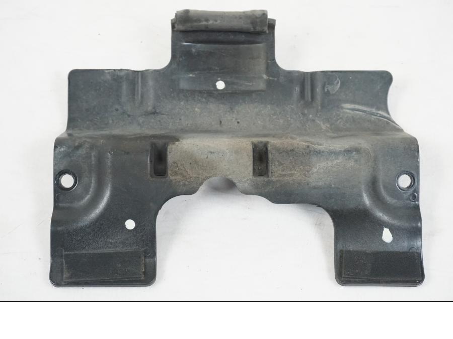 Höger sida på Värmeskydd från en Kawasaki ER-6F -2010 motorcykel.