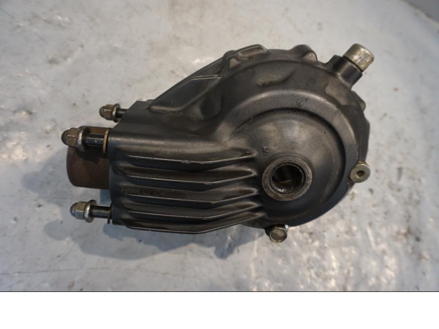 Framsidan på Slutväxel från en Yamaha XT 1200 Z -2011 motorcykel.