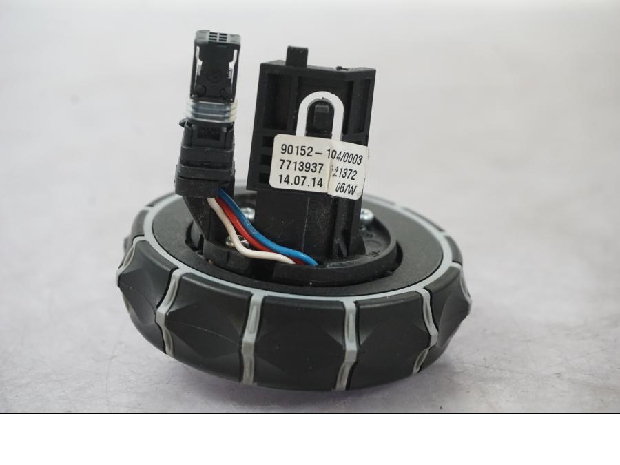 Snett uppifrån på Styrelreglage från en BMW K 1600 GTL -2015 motorcykel.