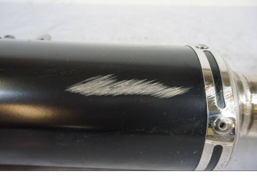 Höger sida på Ljuddämpare Sport från en Yamaha YZF-R 125 -2008 motorcykel.