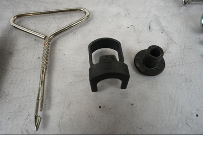 Snett uppifrån på Verktyg från en BMW R 850 R -2004 motorcykel.