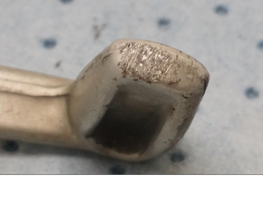 Höger sida på Bromspedal från en Triumph Tiger -2001 motorcykel.