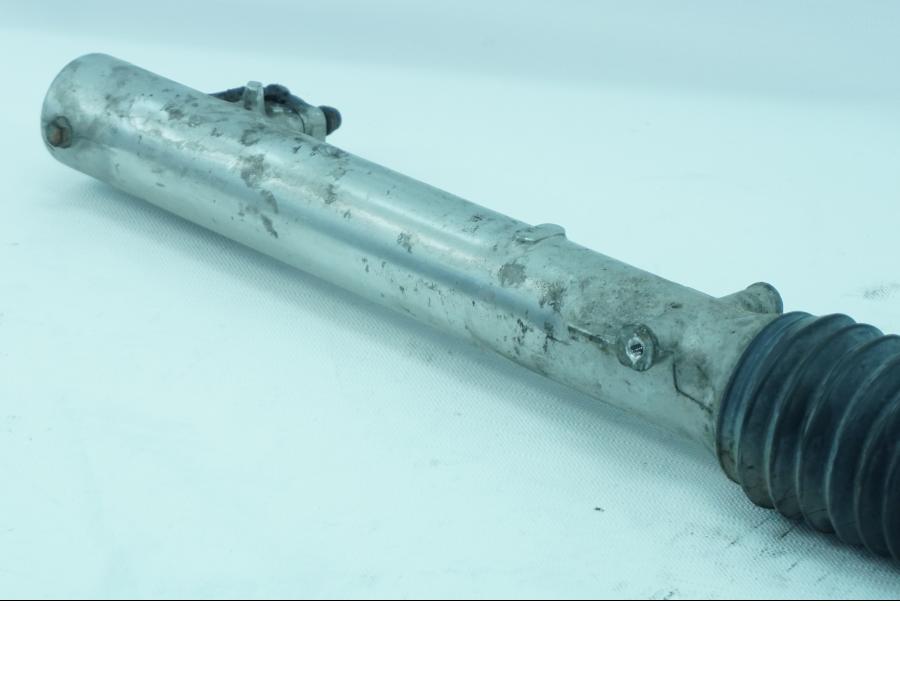 Snett uppifrån på Gaffelben från en Honda XL 600 V -1994 motorcykel.