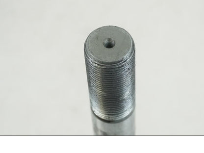 Snett uppifrån på Axel från en Kawasaki ER-6F -2016 motorcykel.