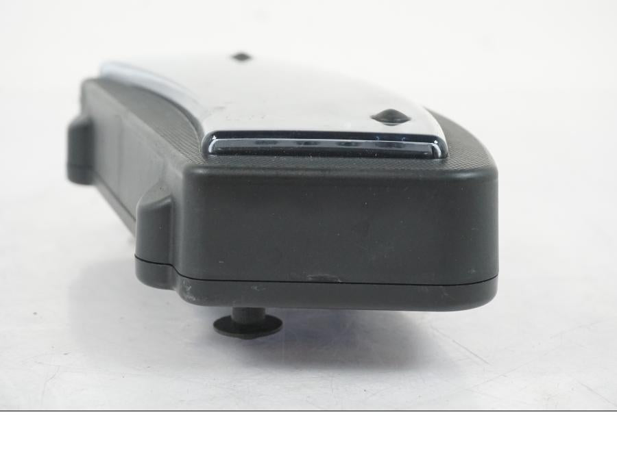 Snett nerifrån på Instrumentpanel från en Kawasaki ER-6F -2010 motorcykel.