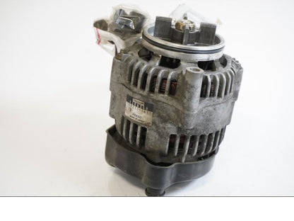 Framsidan på Generator från en Triumph Daytona T 595 -1998 motorcykel.