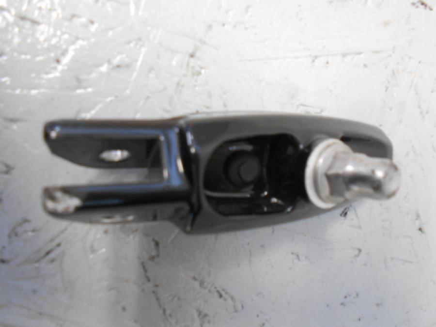 Höger sida på Fotpinne från en H-D Dyna Fat Bob FXDF -2018 motorcykel.