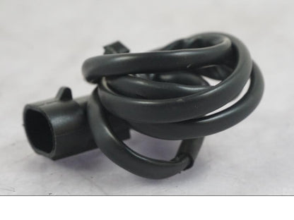 Snett nerifrån på Bromsljuskontakt från en KTM 1290 Super Duke R -2022 motorcykel.