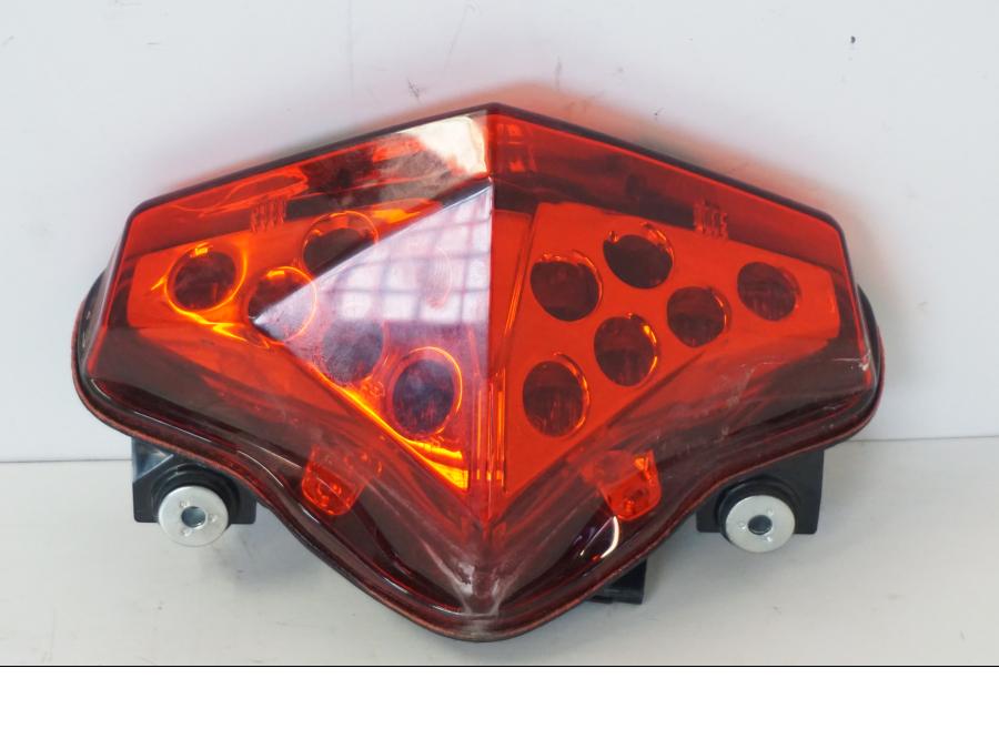 Baksidan på Baklampa från en Kawasaki ER-6N -2012 motorcykel.