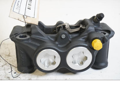 Framsidan på Bromsok från en Yamaha MT-09 Tracer -2016 motorcykel.