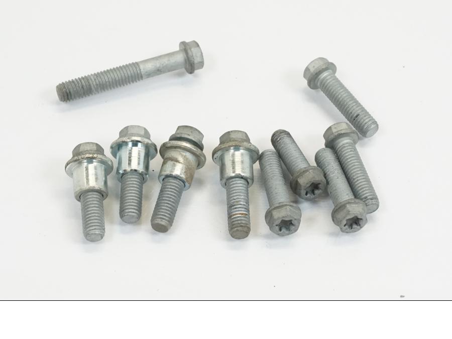 Extrabild1 på Väskhållare från en KTM 1190 Adventure -2013 motorcykel.