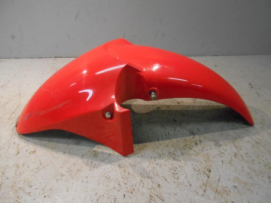 Framsidan på Framskärm från en Honda CBR 125 R -2007 motorcykel.