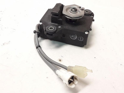 Framsidan på Avgasspjällmotor från en Kawasaki Z 800 -2015 motorcykel.