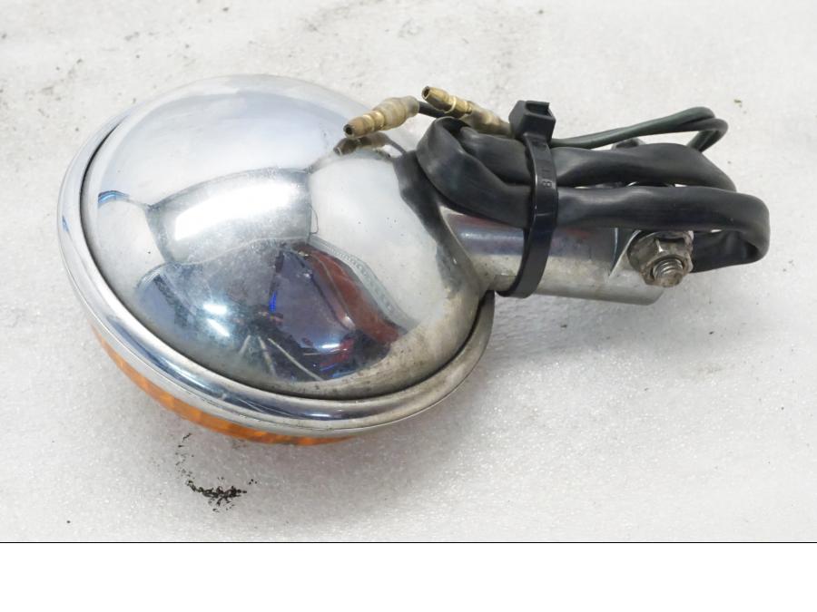 Höger sida på Blinkers från en Yamaha XVS 650 -1999 motorcykel.
