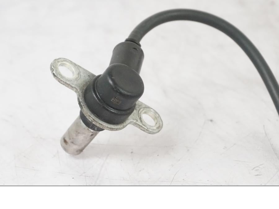 Vänster sida på ABS givare från en Kawasaki ZZ-R 1400 -2009 motorcykel.