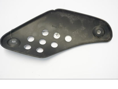 Höger sida på Värmeskydd från en BMW G 650 GS -2011 motorcykel.