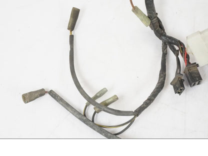 Vänster sida på Kabelstam från en Kawasaki KL 650A -1987 motorcykel.