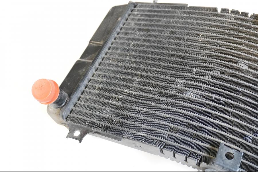 Extrabild1 på Vattenkyl från en Suzuki GSX-R 600 -1999 motorcykel.