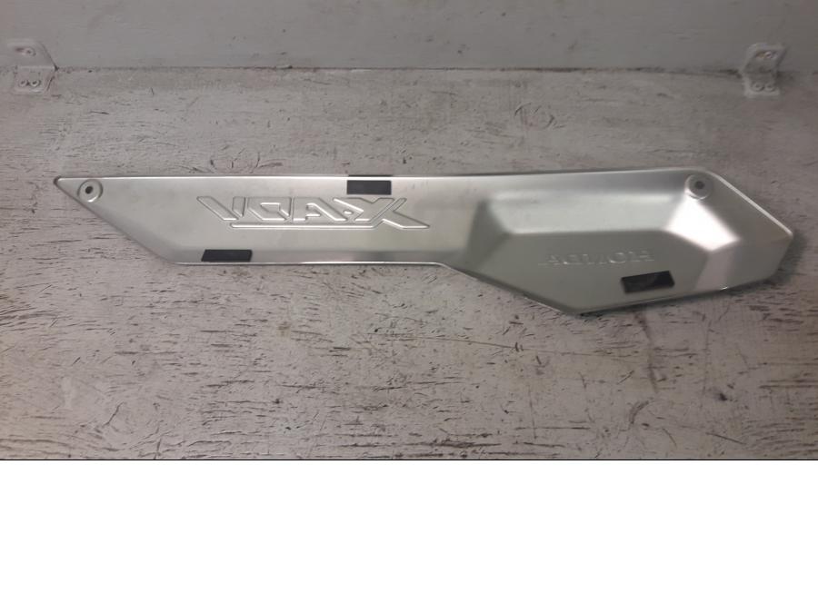 Baksidan på Dekorkåpa från en Honda ADV 750 -2017 motorcykel.