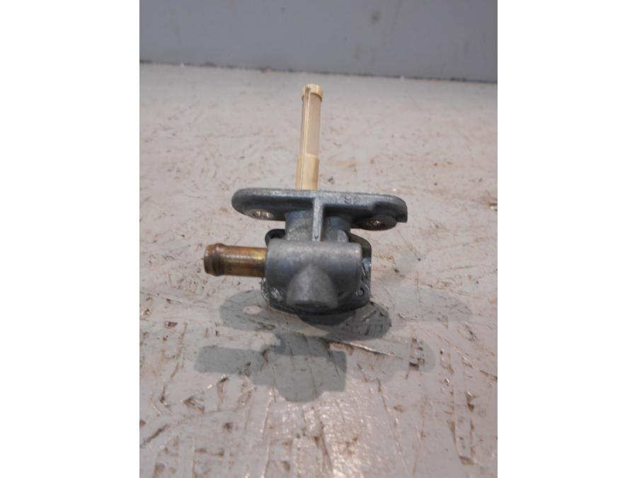 Baksidan på Bensinkran från en Yamaha TDM 850 -1999 motorcykel.