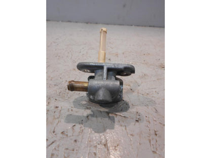 Baksidan på Bensinkran från en Yamaha TDM 850 -1999 motorcykel.