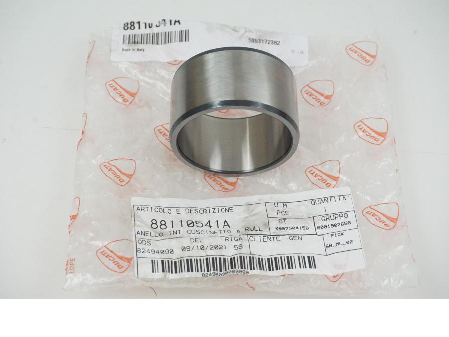 Baksidan på Hjulhub från en Ducati Streetfighter V4 -2020 motorcykel.