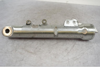 Extrabild2 på Gaffelben från en H-D V-Rod 1130 -2002 motorcykel.