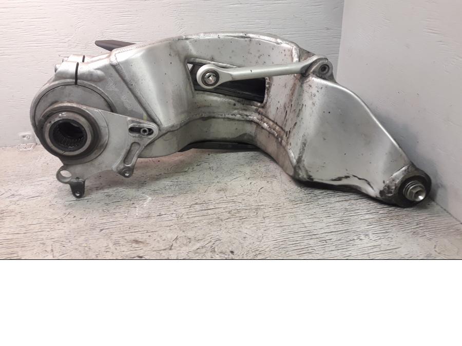 Baksidan på Sving från en Ducati 848 -2010 motorcykel.