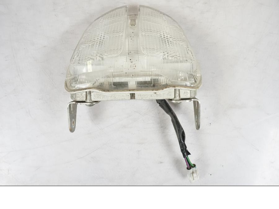 Framsidan på Baklampa från en Suzuki GSX-R 750 -2006 motorcykel.