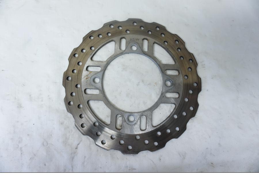 Framsidan på Bromsskiva från en Kawasaki Z 800 -2013 motorcykel.