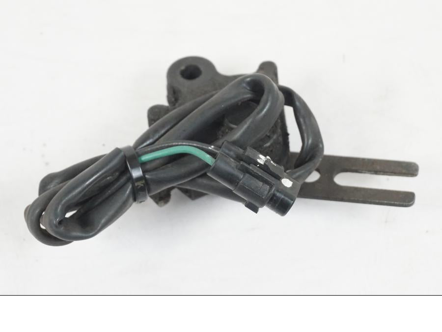 Framsidan på Sidostödsbrytare från en Kawasaki ER-6F -2010 motorcykel.