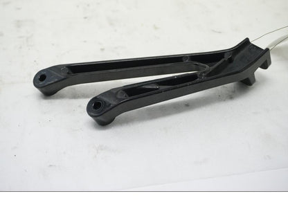 Baksidan på Fotpinnefäste från en BMW S 1000 RR -2010 motorcykel.